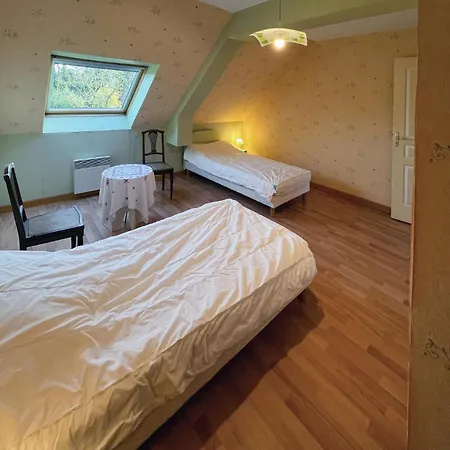 2 Bedroom Cozy In Nyaraló *