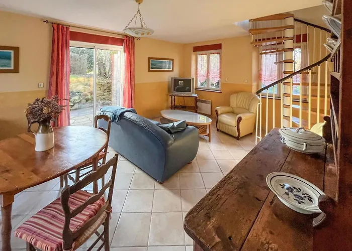 Nyaraló 2 Bedroom Cozy In *