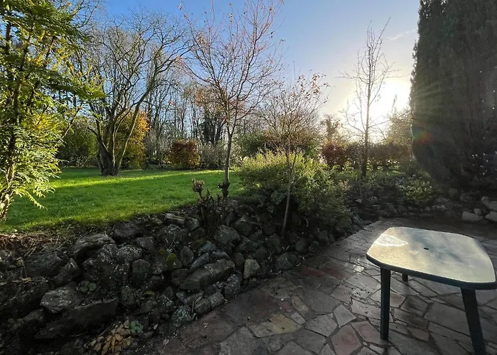 בית נופש 2 Bedroom Cozy In