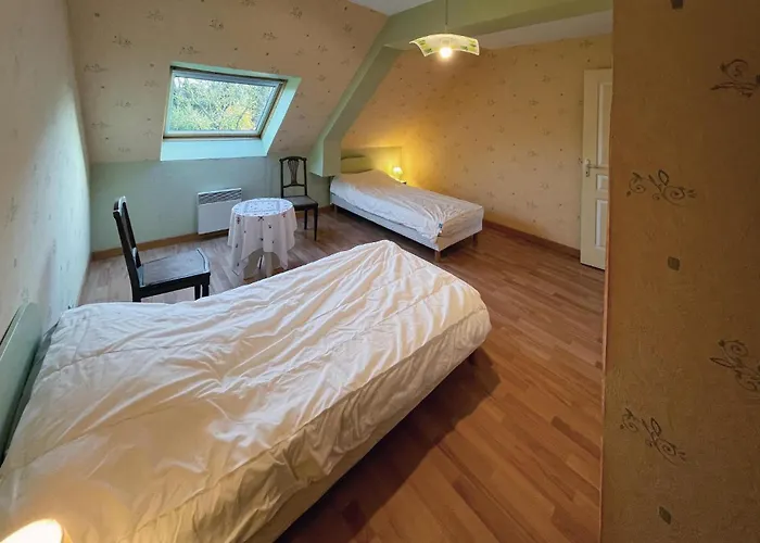 2 Bedroom Cozy In Nyaraló *